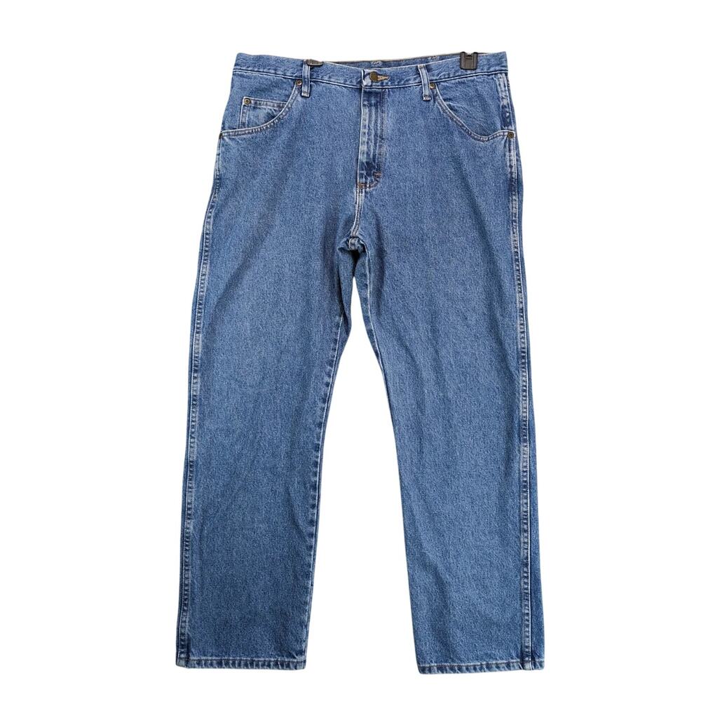 Wrangler Regular Fit Jeans Men's 36x29 Straight Leg 100% Cotton Med Wash Classic